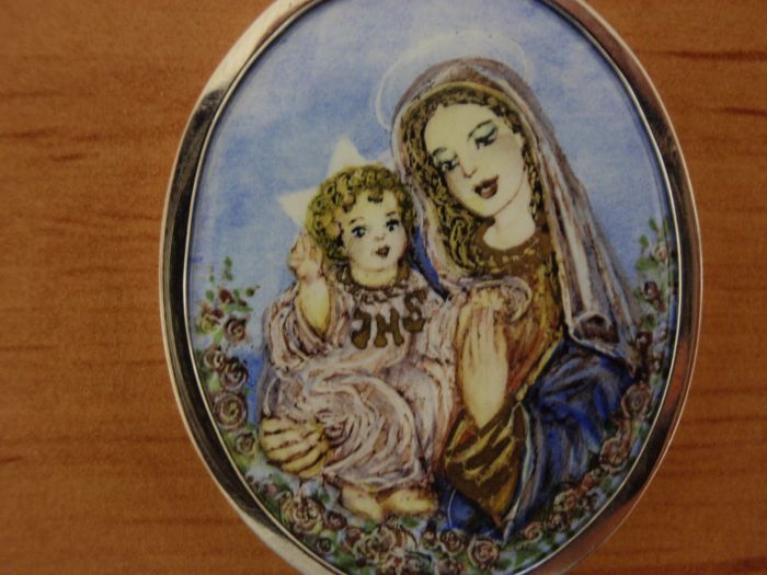Stříbrný přívěsek - Madonka