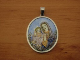 Stříbrný přívěsek - Madonka