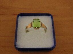 Zlaté náušnice na patent - olivín (peridot)