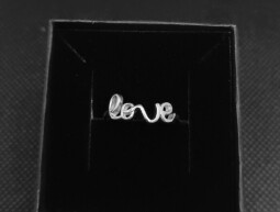 Stříbrný prsten - LOVE