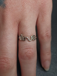 Stříbrný prsten - LOVE