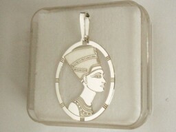 Stříbrný přívěsek - Nefertiti velká