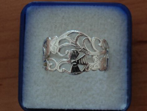 Stříbrný prsten - ornament