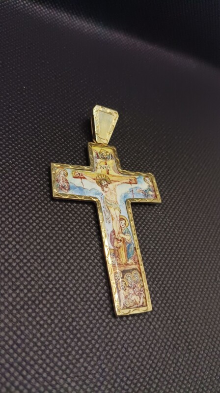 Zlatý přívěsek - Kříž