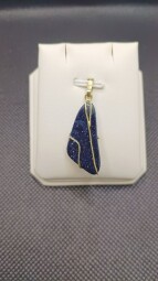 Zlatý přívěsek s polodrahokamem - Avanturin