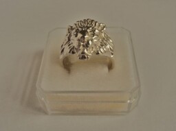 Pánský stříbrný prsten - lev
