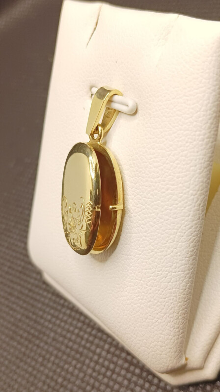 Zlatý přívěsek - Medailon ovál