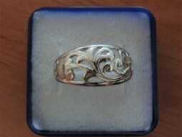 Stříbrný prsten - ormanent