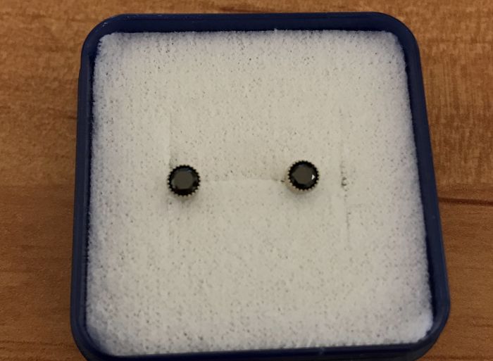 Zlaté náušnice na puzetu - kameny 3mm