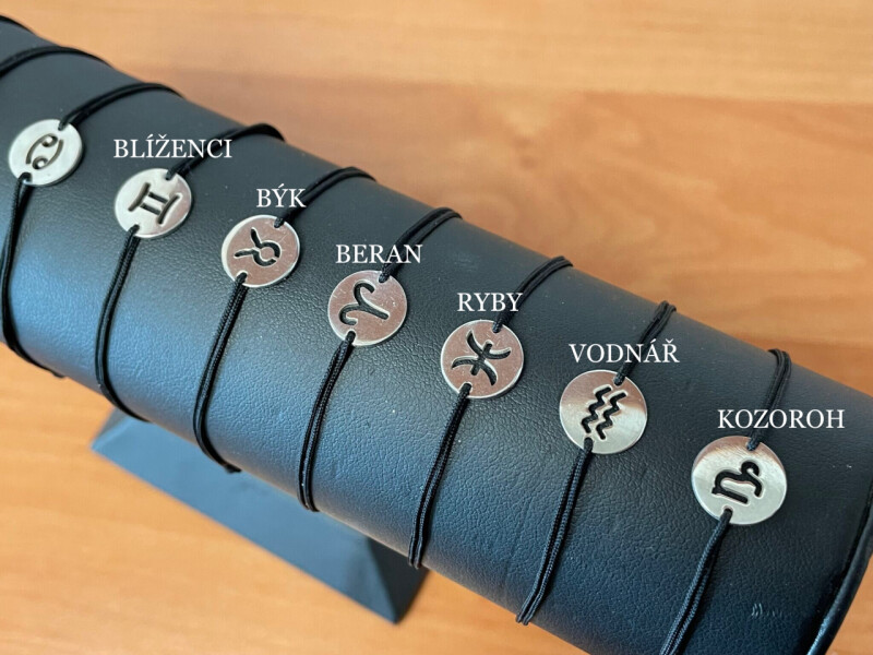 Stříbrné medailonky - znamení na šňůrku