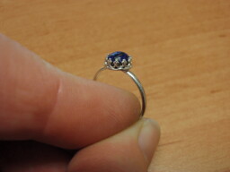 Stříbrný prsten s polodrahokamem - 6mm