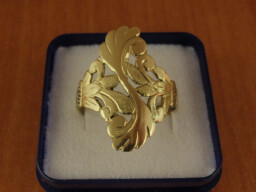 Zlatý prsten - prořezávaný plochý