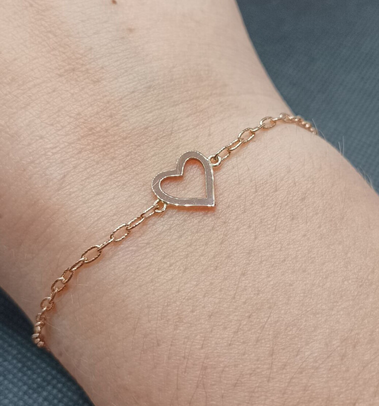 Náramek z červeného zlata se srdíčkem 