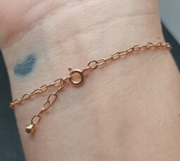 Náramek z červeného zlata se srdíčkem 