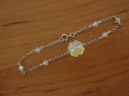 Stříbrný náramek s korálky Swarovski