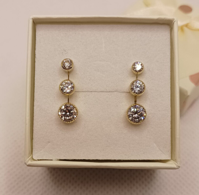 Zlatá náušnice na šroubek - zirkon 4mm - 1KUS