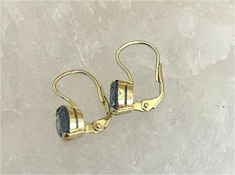 Zlaté náušnice na patent - akvamariny